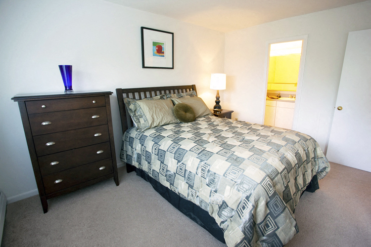 Beechmont Towers Apartments, 27621 Chagrin Blvd., Woodmere, OH RentCafe